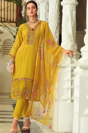 Women Floral Embroidered Regular Thread Work Pure Cotton Kurta with Trousers & With Dupatta