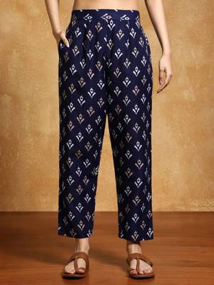 Floral Printed V-Neck Straight Kurta With Trousers And Dupatta 7