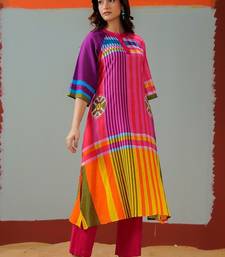 Women Striped Regular Kurta with Trousers