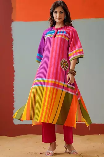 Women Striped Regular Kurta with Trousers