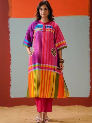 Women Striped Regular Kurta with Trousers 6
