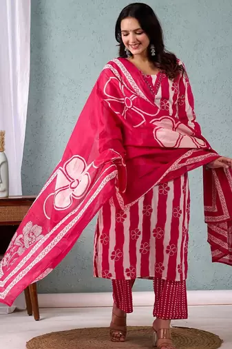 Stripper with Floral Printed Kurta with Trouser & Dupatta