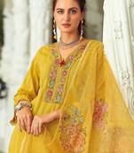 Women Floral Printed Regular Thread Work Pure Cotton Kurta