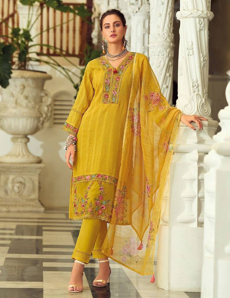 Women Floral Printed Regular Thread Work Pure Cotton Kurta