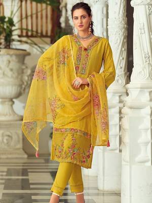 Women Floral Printed Regular Thread Work Pure Cotton Kurta 4