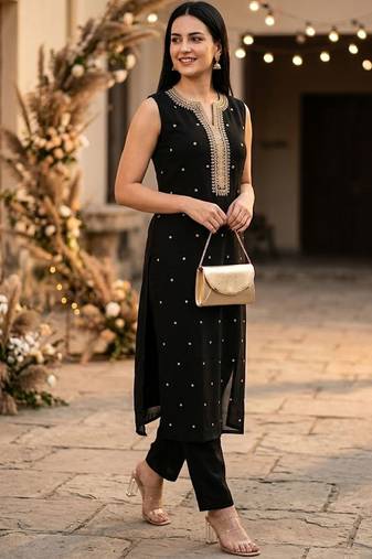 Women Embroidered Regular Kurta with Trousers