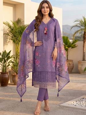 Women Floral Embroidered Regular Thread Work Pure Cotton Kurta with Trousers & With Dupatta 1