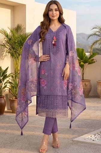 Women Floral Embroidered Regular Thread Work Pure Cotton Kurta with Trousers & With Dupatta