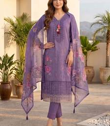women floral embroidered regular thread work  cotton kurta with trousers & with dupatta