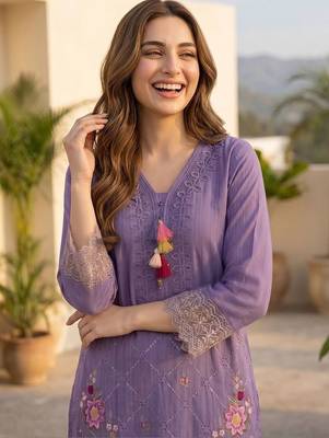 Women Floral Embroidered Regular Thread Work Pure Cotton Kurta with Trousers & With Dupatta 7