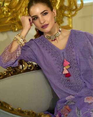 Nazrana Floral Thread Embroidered Schiffli Orangza Lace Kurta Trouser & Dupatta 2