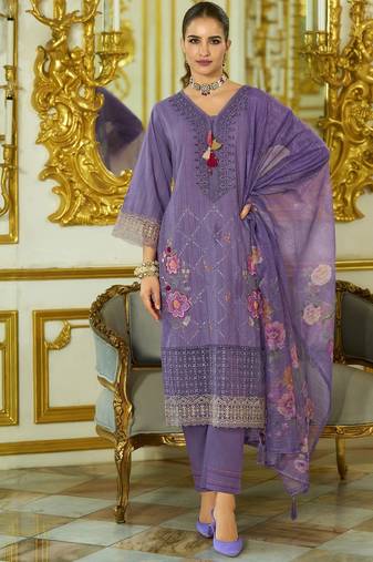 Nazrana Floral Thread Embroidered Schiffli Orangza Lace Kurta Trouser & Dupatta