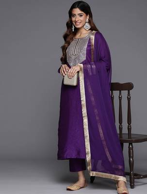 Embroidered Sequinned Chanderi Silk Kurta with Trousers & Dupatta 1
