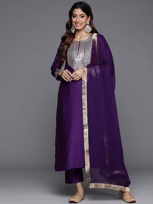 Embroidered Sequinned Chanderi Silk Kurta with Trousers & Dupatta 5