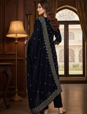 Women Ethnic Motifs Embroidered Thread Work Velvet Kurta Trousers & With Dupatta 4