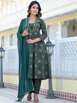 Women Ethnic Motifs Printed Gotta Patti Cotton Kurta with Trousers & Dupatta 1