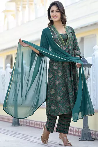Women Ethnic Motifs Printed Gotta Patti Cotton Kurta with Trousers & Dupatta