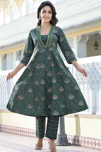 Women Ethnic Motifs Printed Gotta Patti Cotton Kurta with Trousers & Dupatta
