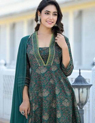 Women Ethnic Motifs Printed Gotta Patti Cotton Kurta with Trousers & Dupatta 7