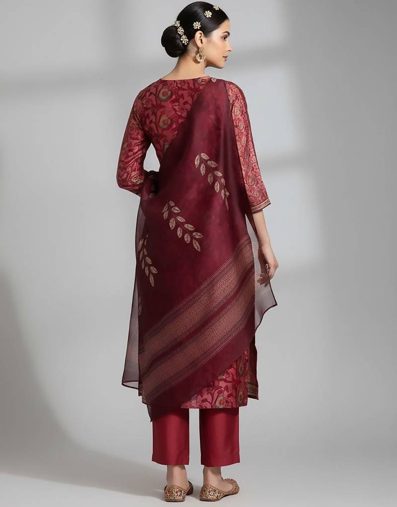 Women Floral Printed Regular Kurta with Trousers & With Dupatta