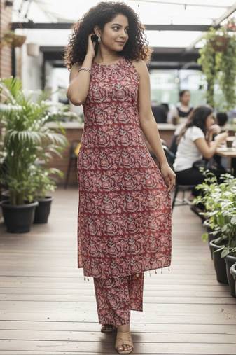 Women Floral Printed Regular Pure Cotton Kurta with Palazzos