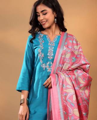 Turquoise Blue Floral Yoke Design Thread Work Kurta With Trouser & Dupatta 2