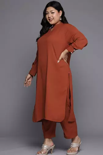 Women Regular Silk Crepe Kurta with Trousers