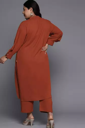 Women Regular Silk Crepe Kurta with Trousers