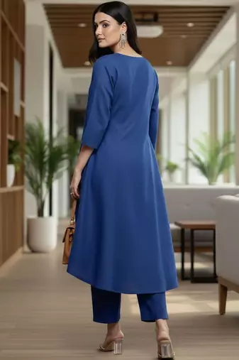 Women Regular Kurta with Trousers