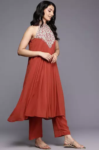 Floral Yoke Design Thread Work Pleated Silk Georgette A-Line Kurta with Trousers