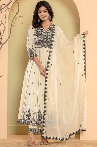 Ethnic Motifs Embroidered Pure Cotton Anarkali Kurta & Trousers With Dupatta