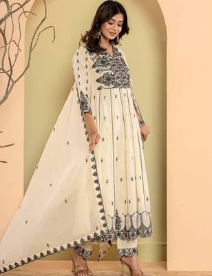 Ethnic Motifs Embroidered Pure Cotton Anarkali Kurta & Trousers With Dupatta 3