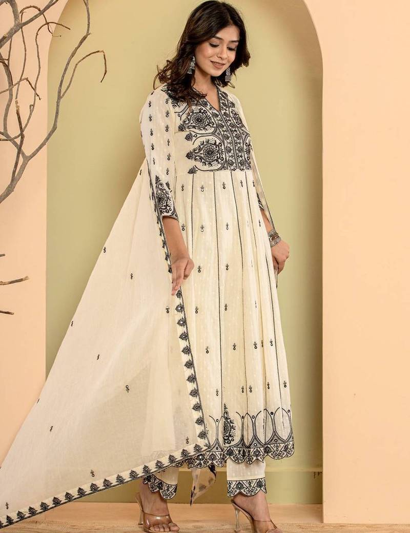 Ethnic Motifs Embroidered Pure Cotton Anarkali Kurta & Trousers With Dupatta