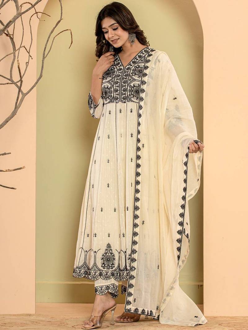 Ethnic Motifs Embroidered Pure Cotton Anarkali Kurta & Trousers With Dupatta