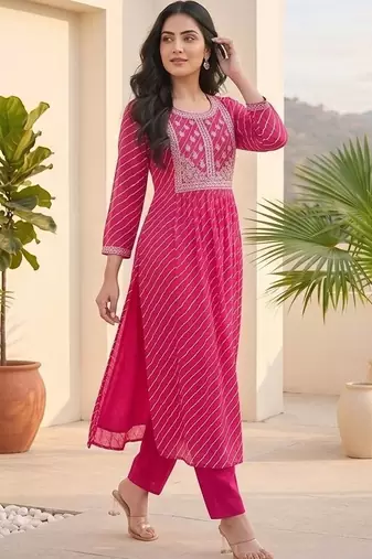 Women Printed Regular Thread Work Kurta with Trousers & With Dupatta