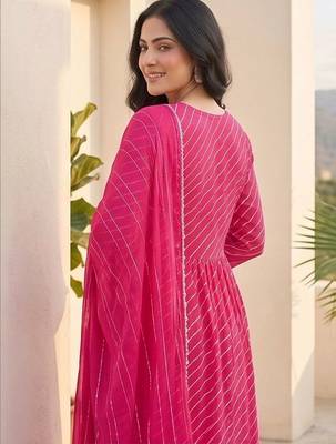 Women Printed Regular Thread Work Kurta with Trousers & With Dupatta 6