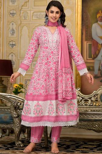 Floral Printed Panelled Pure Cotton Kurta with Trouser & Dupatta