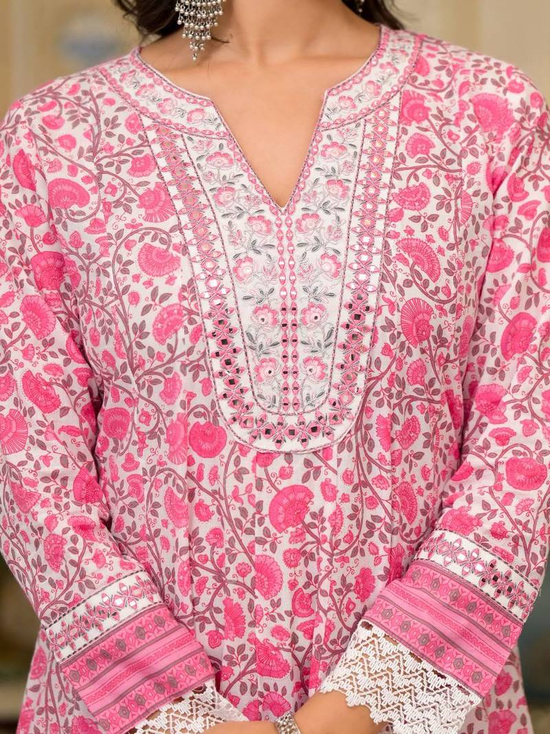 Floral Printed Panelled Pure Cotton Kurta with Trouser & Dupatta