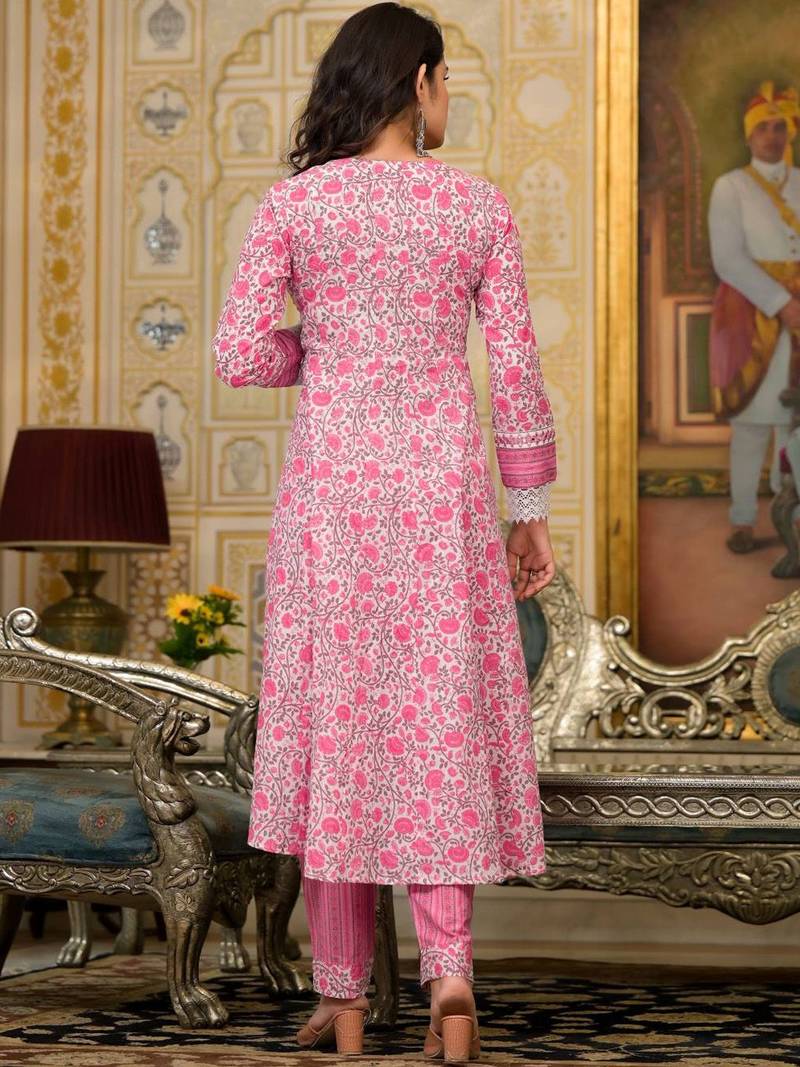 Floral Printed Panelled Pure Cotton Kurta with Trouser & Dupatta
