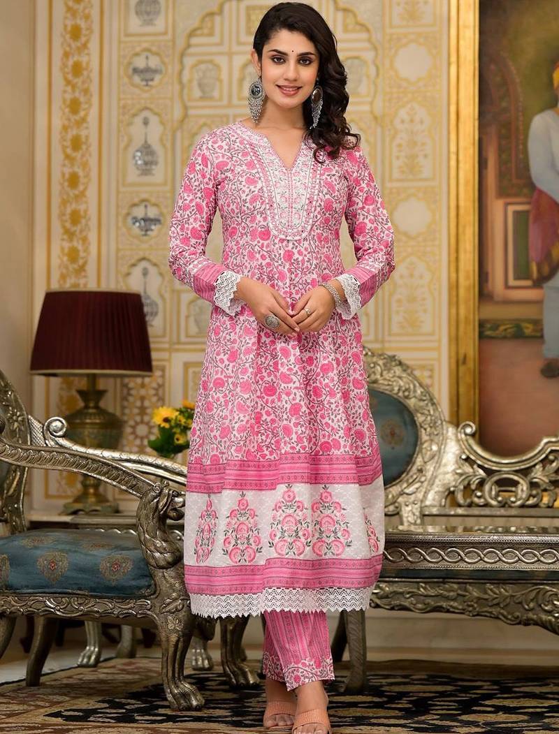 Floral Printed Panelled Pure Cotton Kurta with Trouser & Dupatta