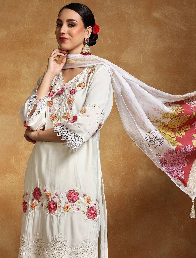 Women Floral Embroidered Regular Thread Work Pure Cotton Kurta with Trousers & With Dupatta