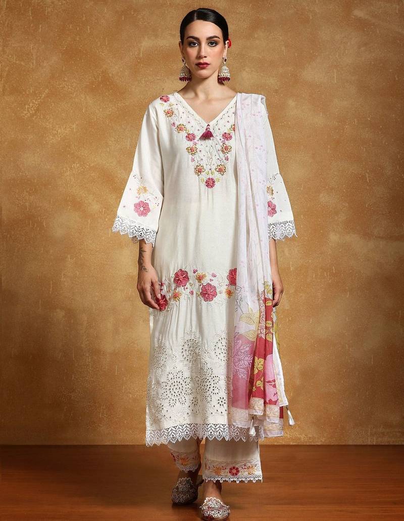 Women Floral Embroidered Regular Thread Work Pure Cotton Kurta with Trousers & With Dupatta