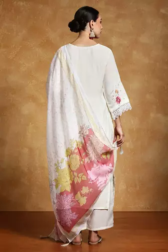 Women Floral Embroidered Regular Thread Work Pure Cotton Kurta with Trousers & With Dupatta