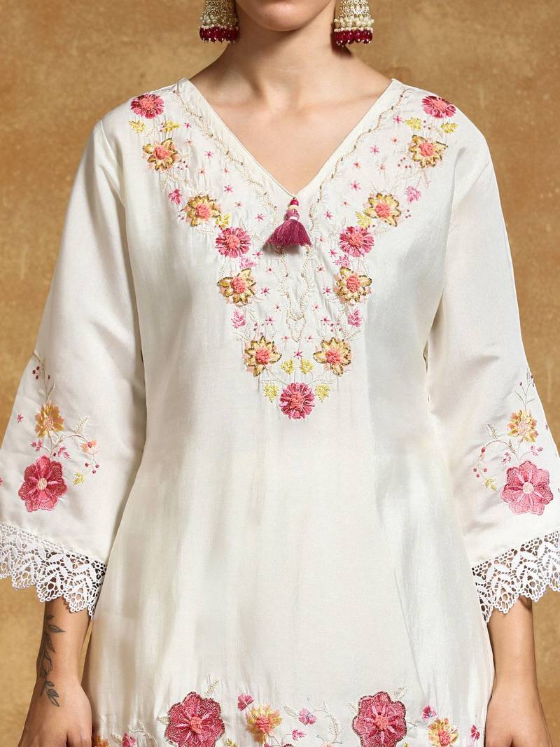 Women Floral Embroidered Regular Thread Work Pure Cotton Kurta with Trousers & With Dupatta