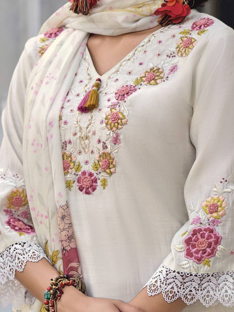 Women Floral Embroidered Regular Thread Work Pure Cotton Kurta with Trousers & With Dupatta