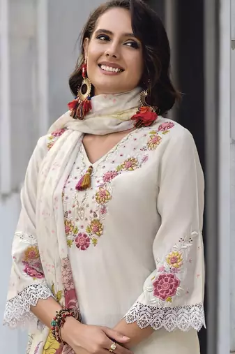 Women Floral Embroidered Regular Thread Work Pure Cotton Kurta with Trousers & With Dupatta