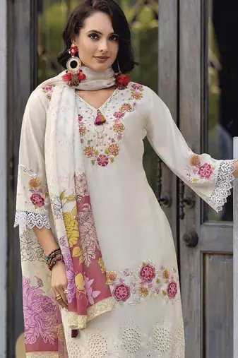 Women Floral Embroidered Regular Thread Work Pure Cotton Kurta with Trousers & With Dupatta