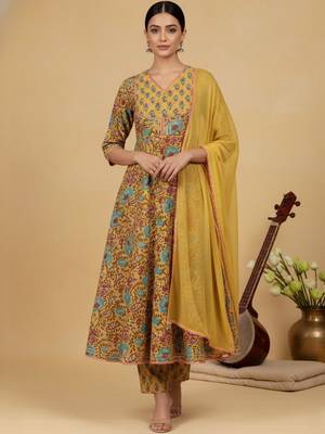 Women Floral Printed Empire Pure Cotton Kurta with Trousers & With Dupatta 1