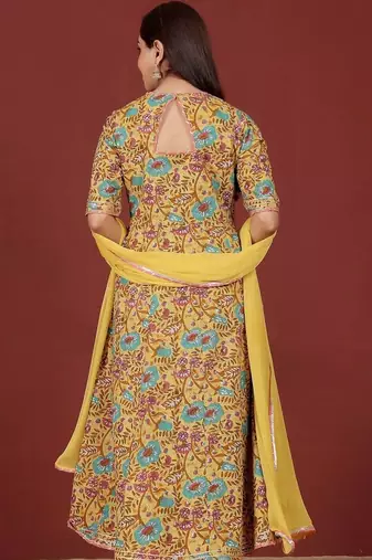 Women Floral Printed Empire Pure Cotton Kurta with Trousers & With Dupatta