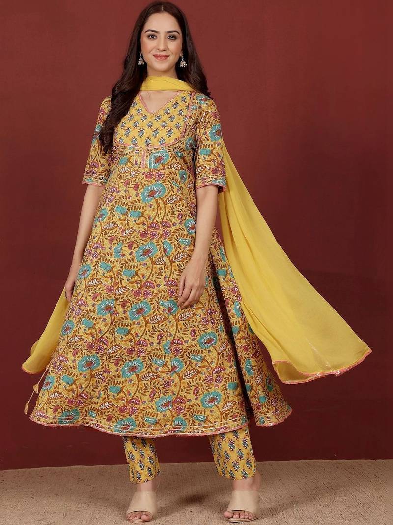 Women Floral Printed Empire Pure Cotton Kurta with Trousers & With Dupatta